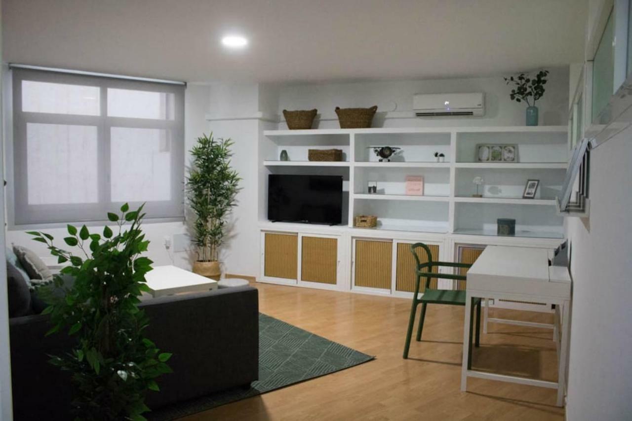Apartamento Reyes Catolicos Lägenhet Almería Exteriör bild